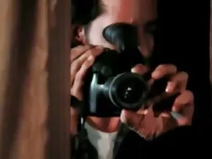 सफेद कमरे में प्यार  ...