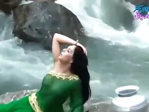 अपनी पैंटी सेक्सी फि ...