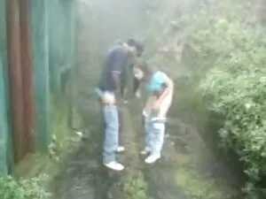 सुंदर लड़की हिंदी से ...