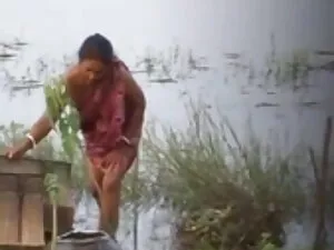 जैस्मिन सेंट। क्लेयर ...