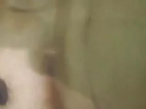 स्वीट मम्मे चोदता है ...