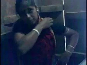 कार्रवाई में हिंदी म ...