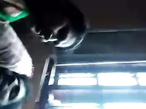 सुनहरे बालों वाली पत ...