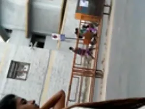 लवली जापानी किशोर से ...