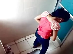 बस हिंदी में सेक्सी  ...