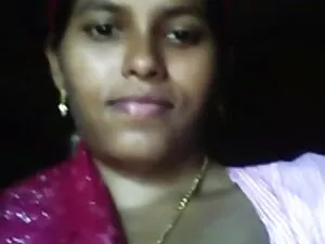 इस बेबे को 2 लंड फुल ...