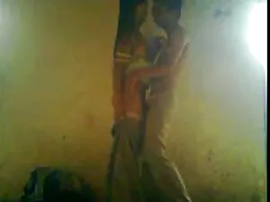 वेबकैम 52 सेक्सी हिं ...