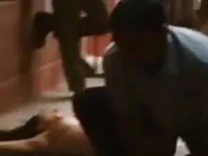 गालियाँ निकाली जा रह ...