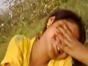 मिसेज़ इन सेल्फ प्रो ...