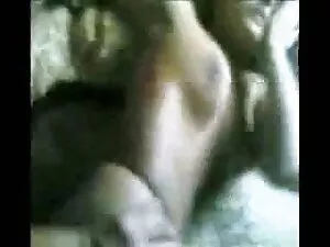 एक पुरुष पर 2 महिलाओ ...