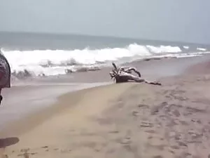 दो लंड उसकी चूत और ग ...