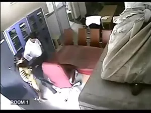 क्रिस्टी हिंदी में फ ...